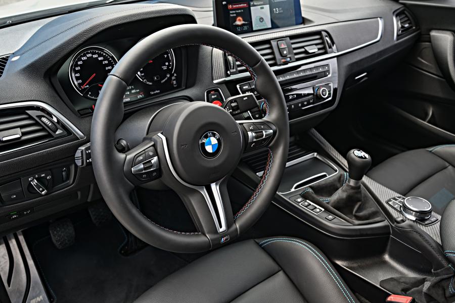 Панель приборов BMW M2 Competition (F87) 2018 года  (WW) (фото 152 из 160)